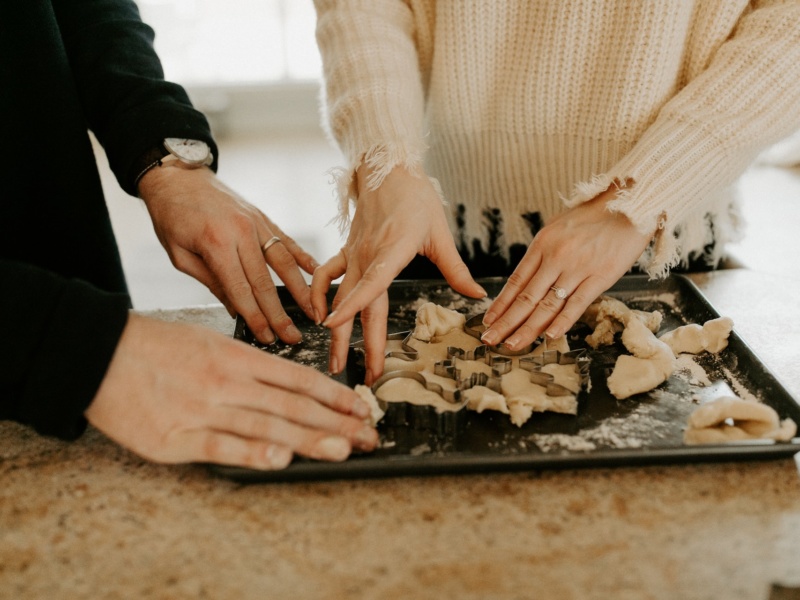 Baking cookies together