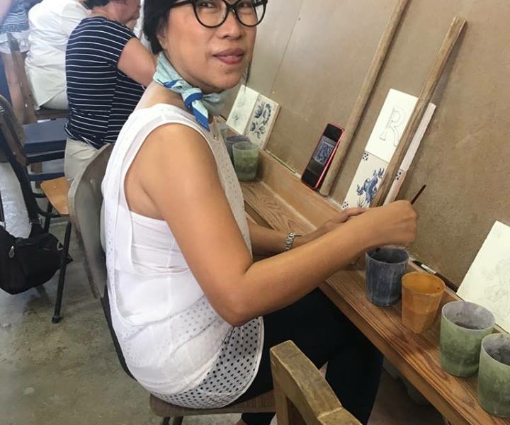 Rie Rumito in painting class
